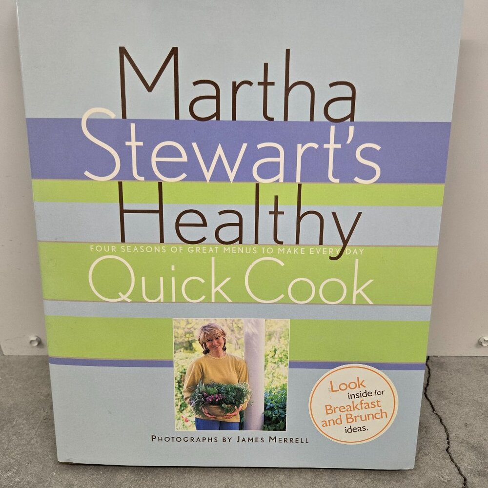 NEW! NEVER USED! Martha Stewart Healthy Quick Cook hardcover cookbook